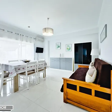 Squash Club Aparthotel 3*